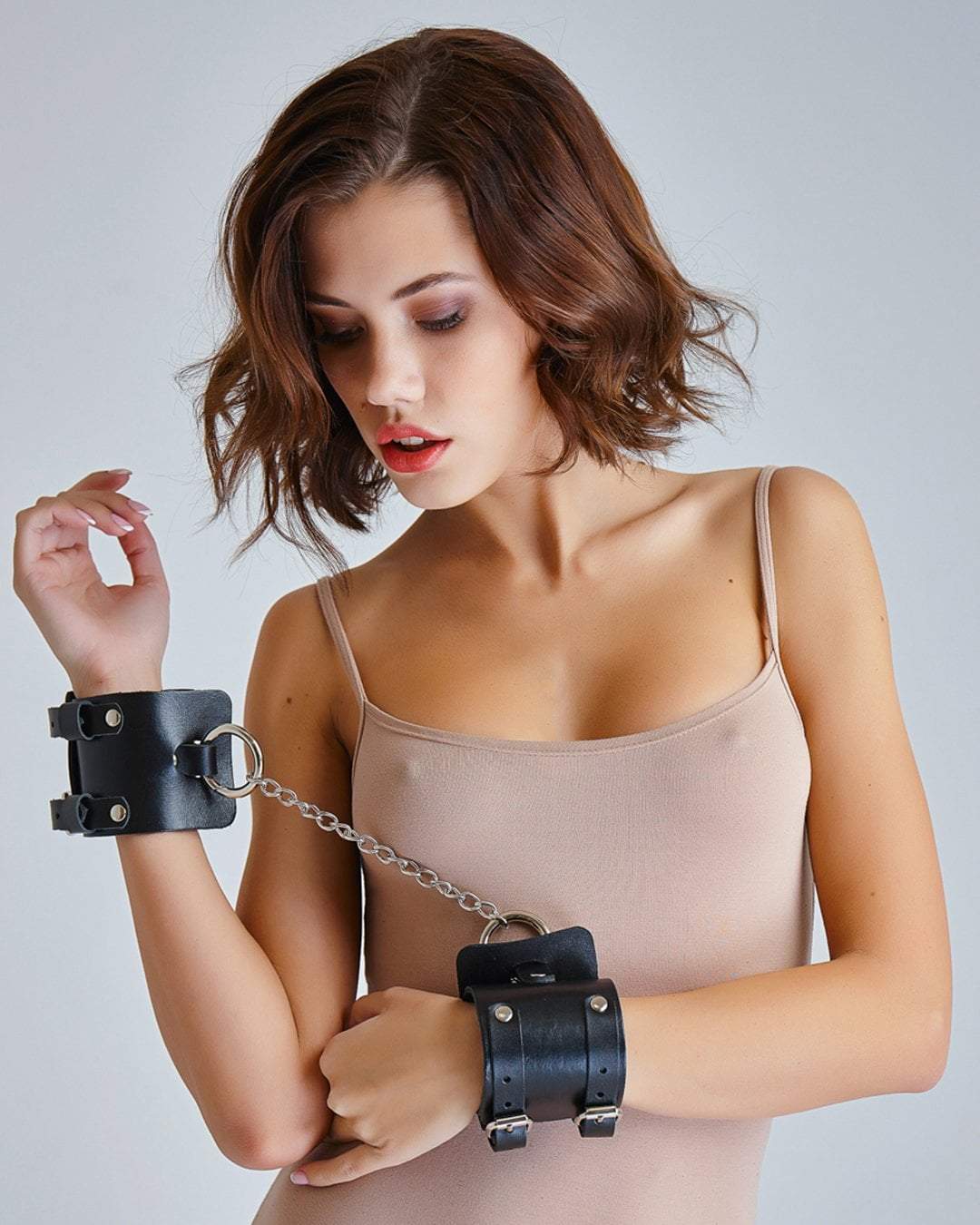 Leather Handcuffs V.2